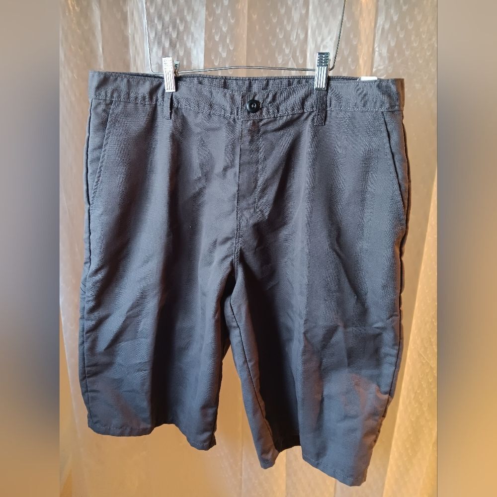 Dickies Genuine Men's Gray Shorts Size 36